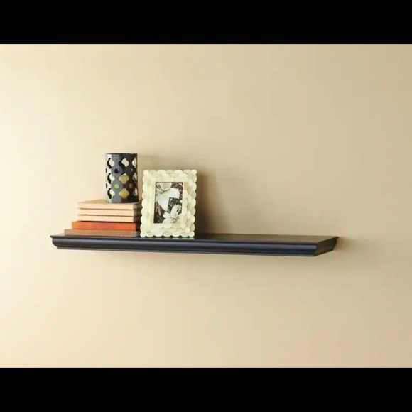 Shelves - Picture 4 of 4